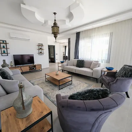 Mediterranean Breeze - Family-friendly Luxury - By Sunworld 빌라