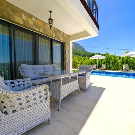 Mediterranean Breeze - Family-friendly Luxury - By Sunworld 빌라 페티예
