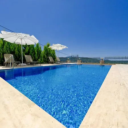 Mediterranean Breeze - Family-friendly Luxury - By Sunworld 빌라 *